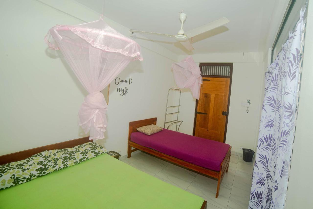 Tony'S Garden House Back Packers Inn Jaffna Kültér fotó